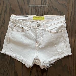 William B white cut off shorts. Size 25. Excellent condition.